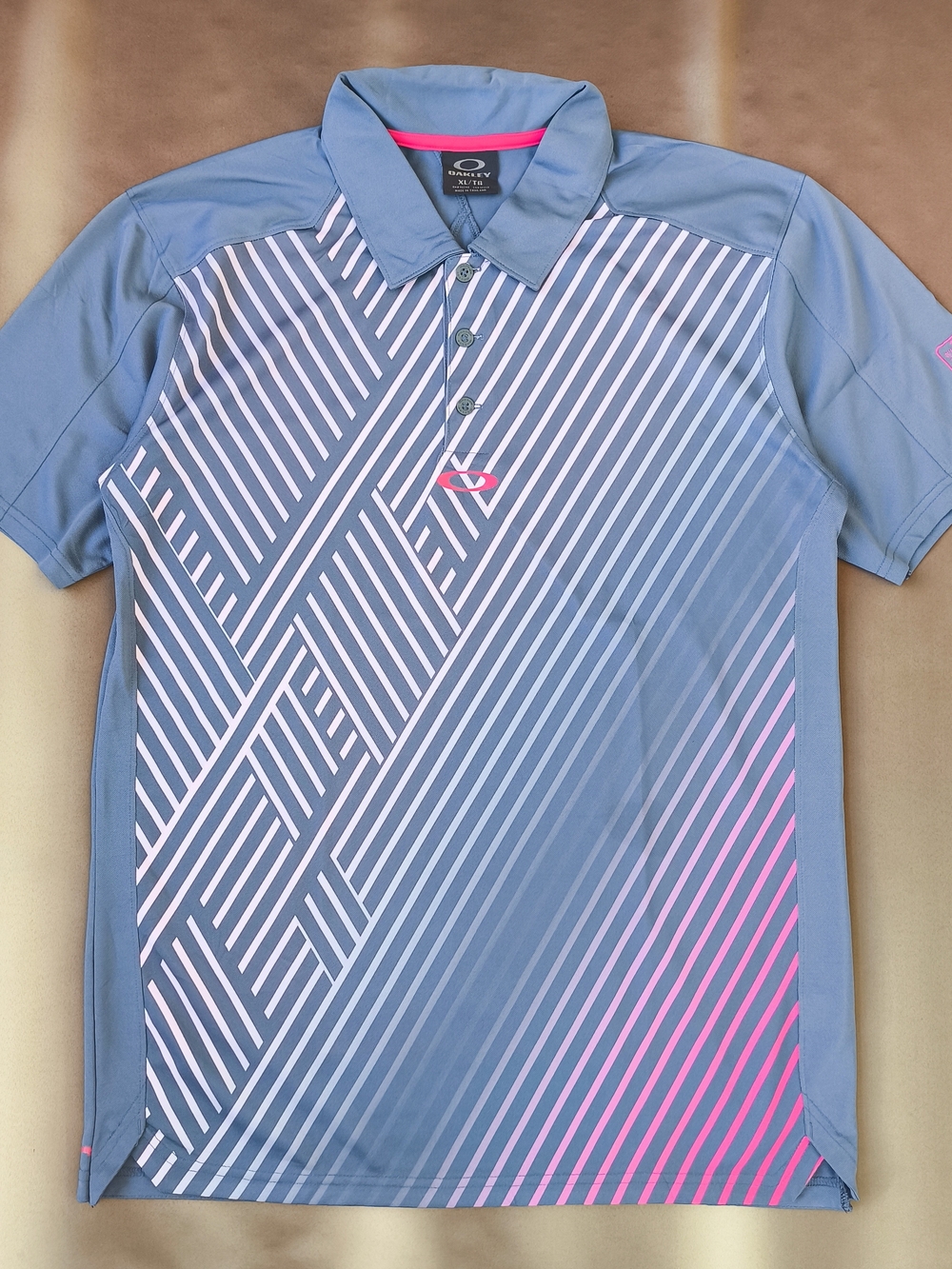 Oakley Men’s Blue Performance Polo with Pink Accent Fit Size L PGA